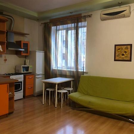 Квартира-Студия На Котляра Charków Zewnętrze zdjęcie