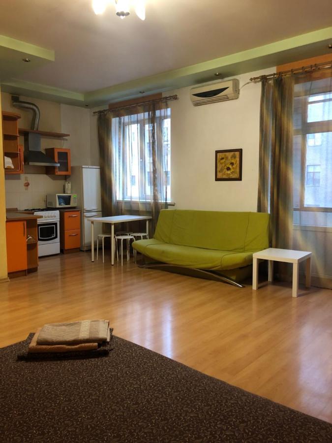 Квартира-Студия На Котляра Charków Zewnętrze zdjęcie
